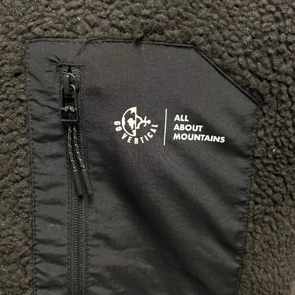 Vertical Sheep Fleece Vest Unisex – Bild 4